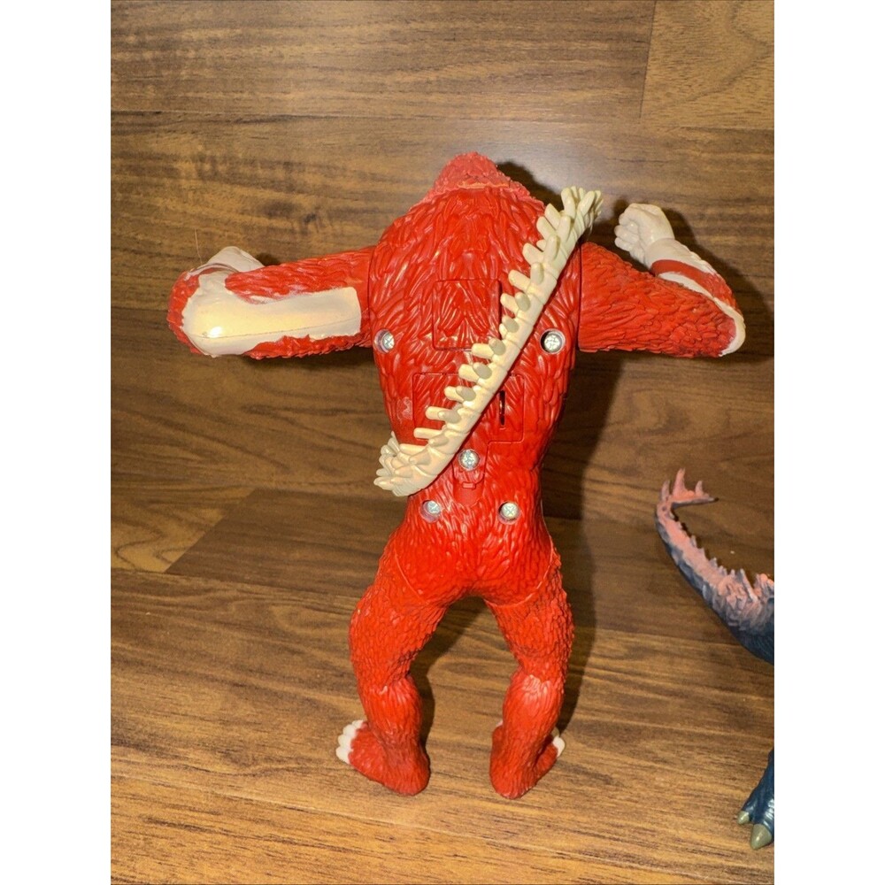 3 Godzilla x Kong: The New Empire Action Figures Shimo Godzilla & King Skar - Picture 3 of 16